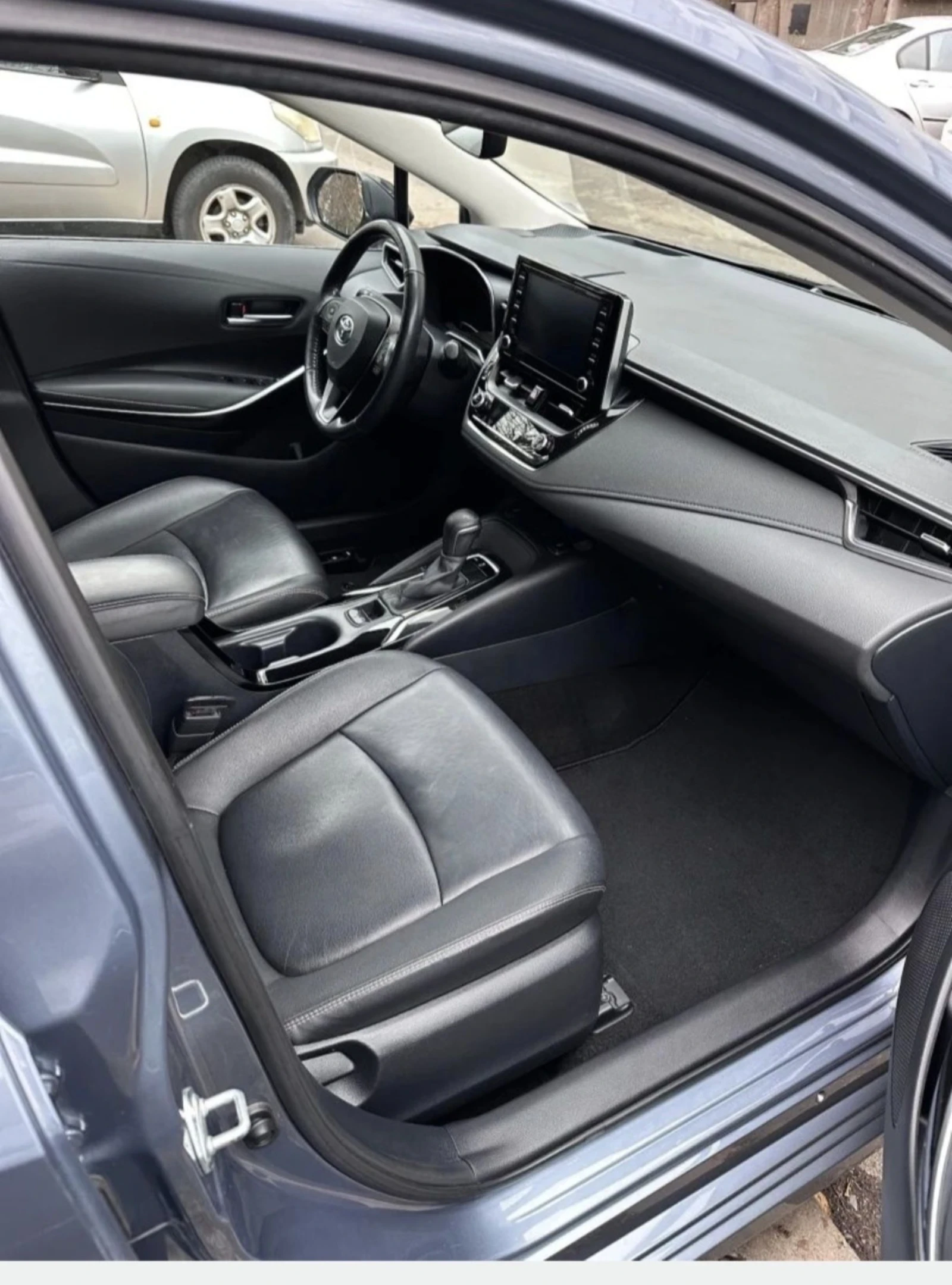 Toyota Corolla 1, 6 i GR SPORT 18INCH, снимка 5 - Автомобили и джипове - 55061750
