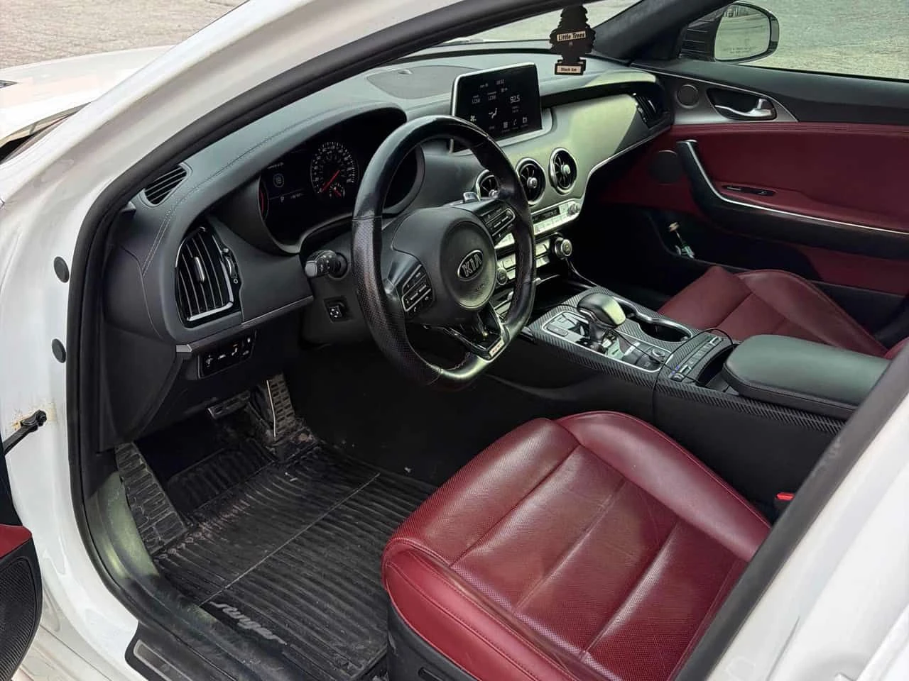 Kia Stinger * GT Limited * CARFAX * ЦЕНА ДО БГ, снимка 6 - Автомобили и джипове - 55077457