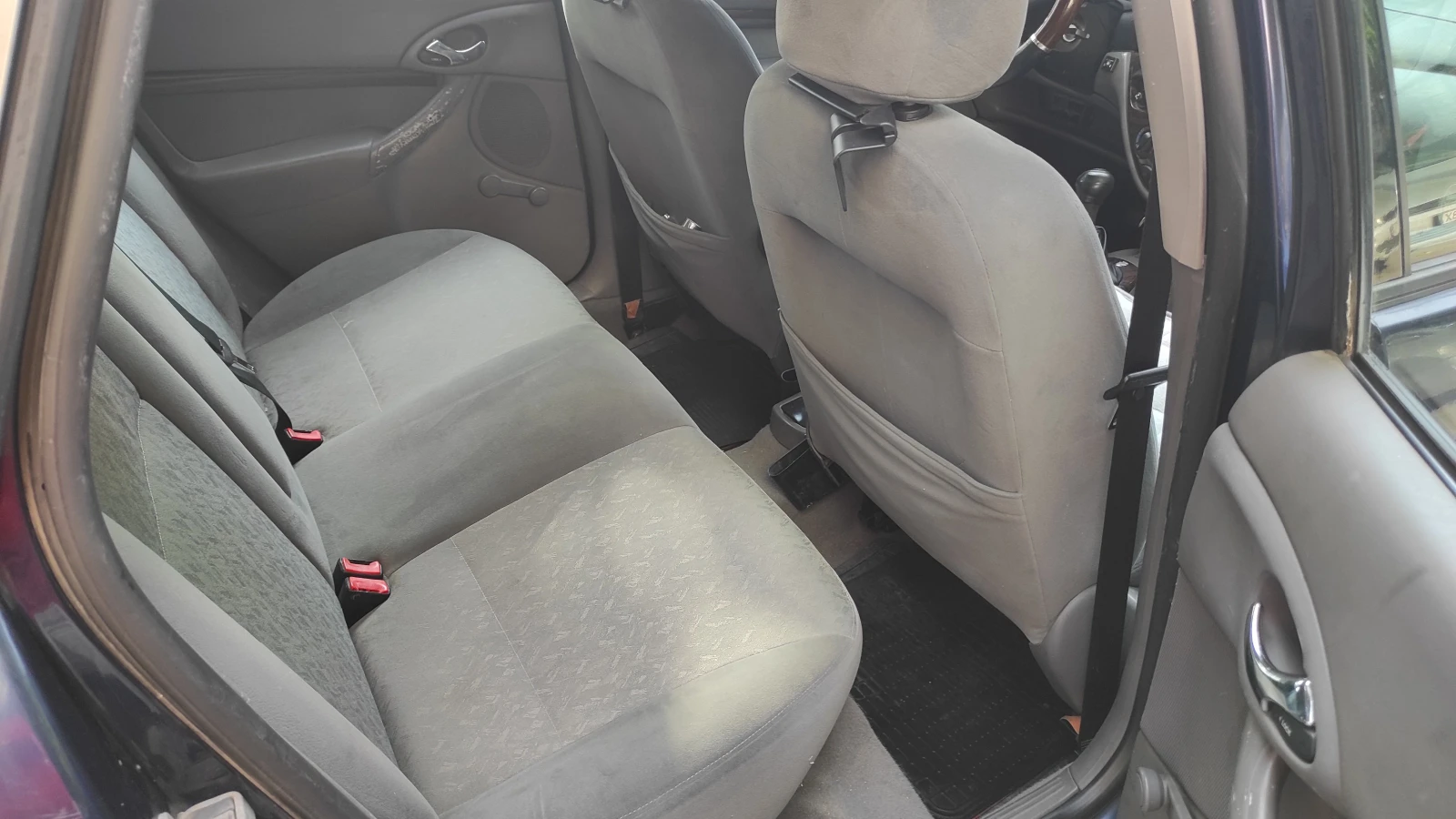 Ford Focus 1.6, снимка 4 - Автомобили и джипове - 55144800
