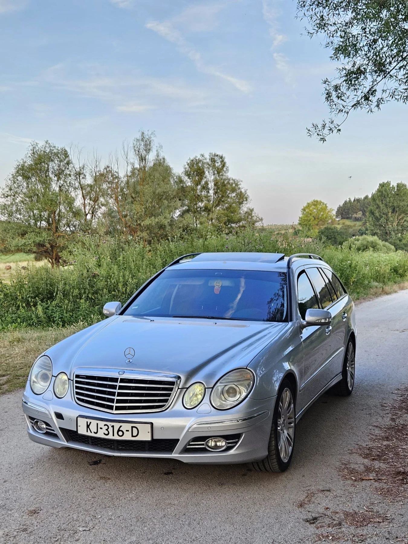 Mercedes-Benz E 280 Face-lift evo 7G-tronic 100% realni km NL nov vnos | Mobile.bg � ����������� 3