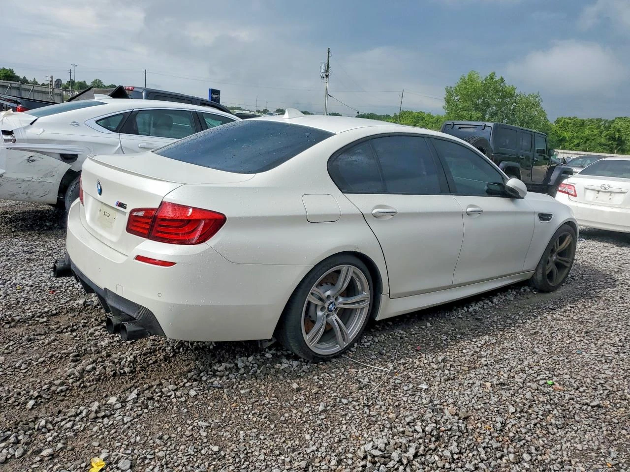 BMW M5 LCI* BANG&OLUFSEN* HEADUP* SOFTCLOSE* ОБДУХ* FULL, снимка 6 - Автомобили и джипове - 55503465