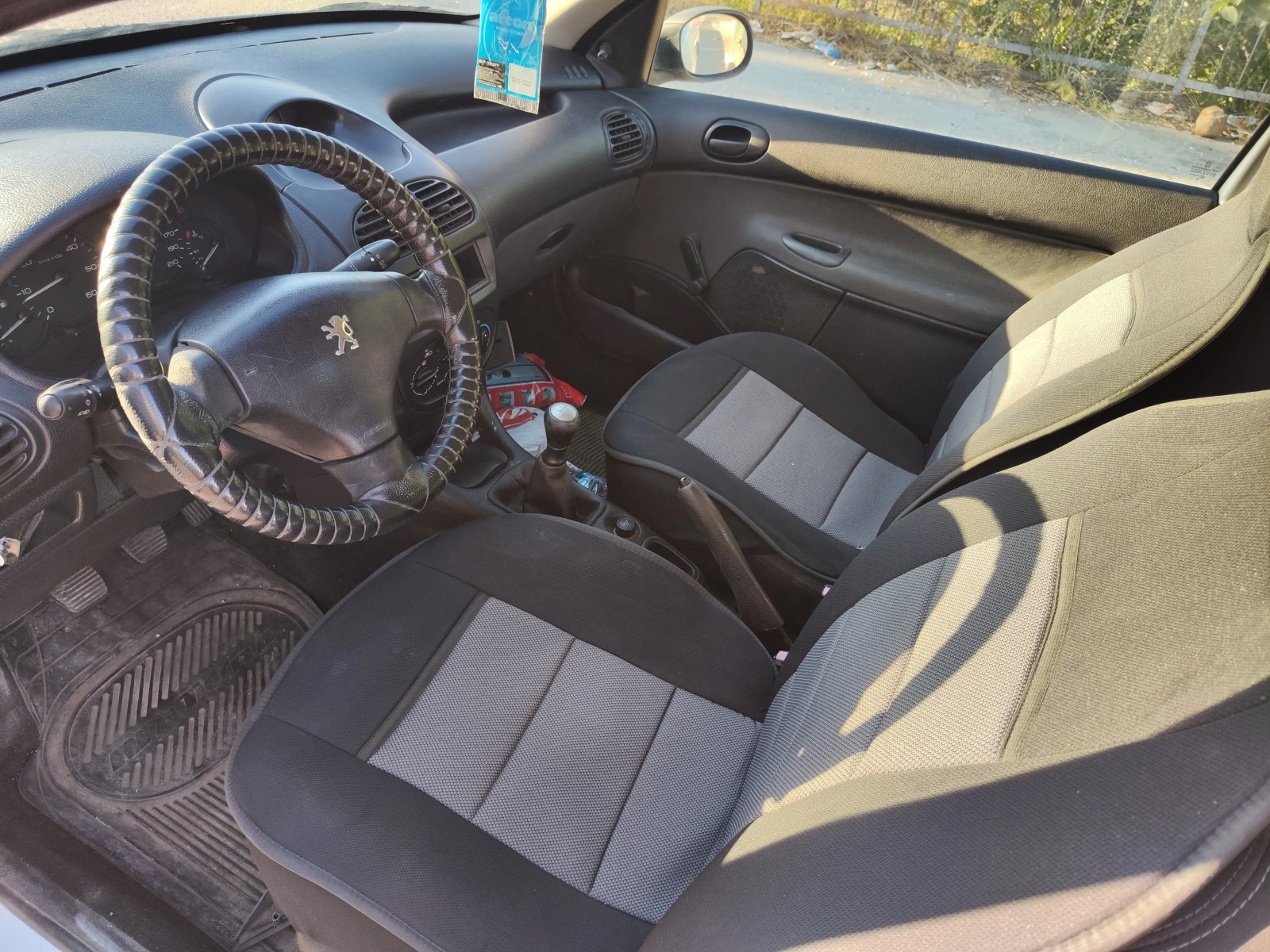 Peugeot 206 AFF, снимка 9 - Автомобили и джипове - 56015096