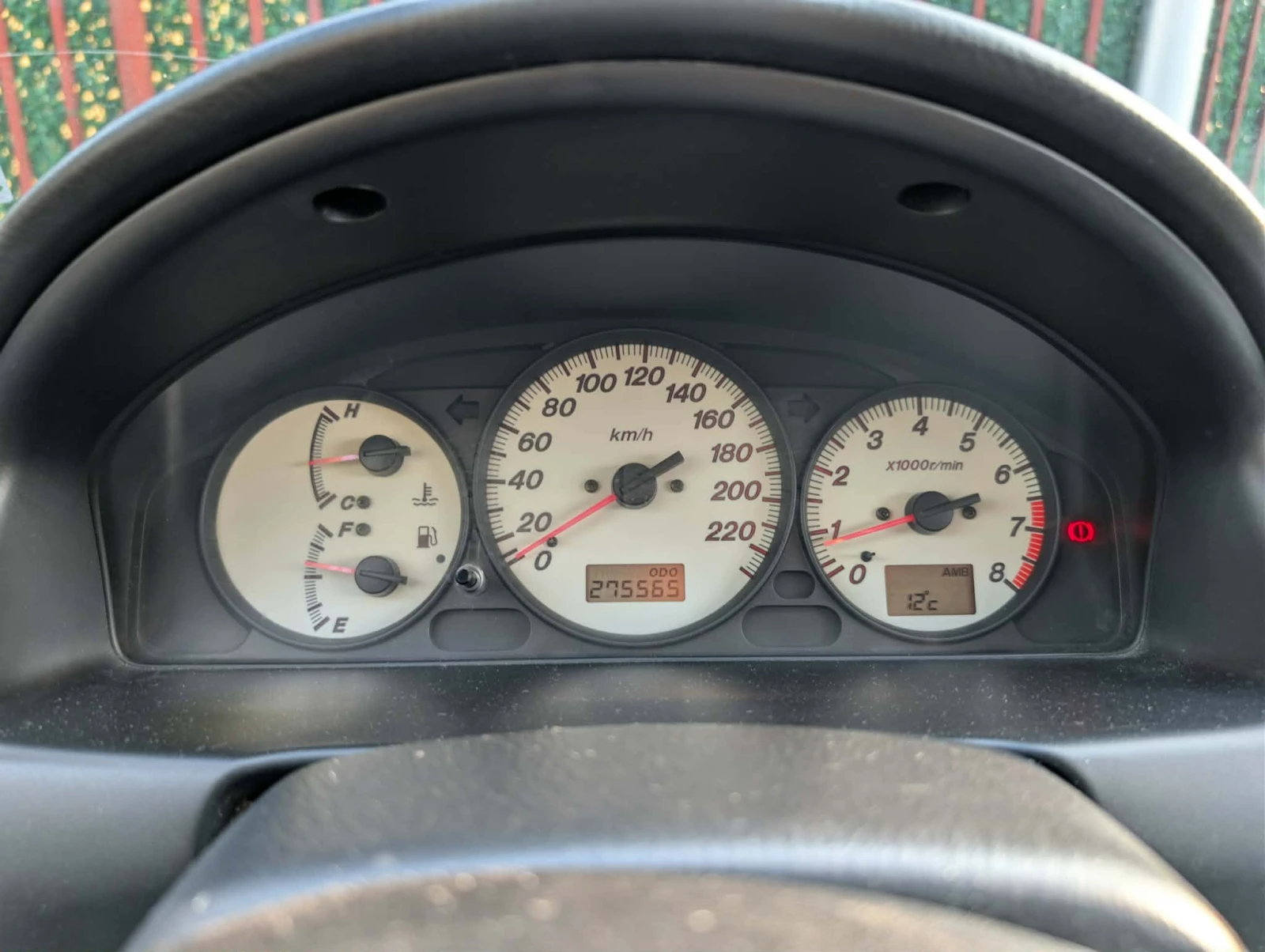 Mazda 323, снимка 10 - Автомобили и джипове - 56064246