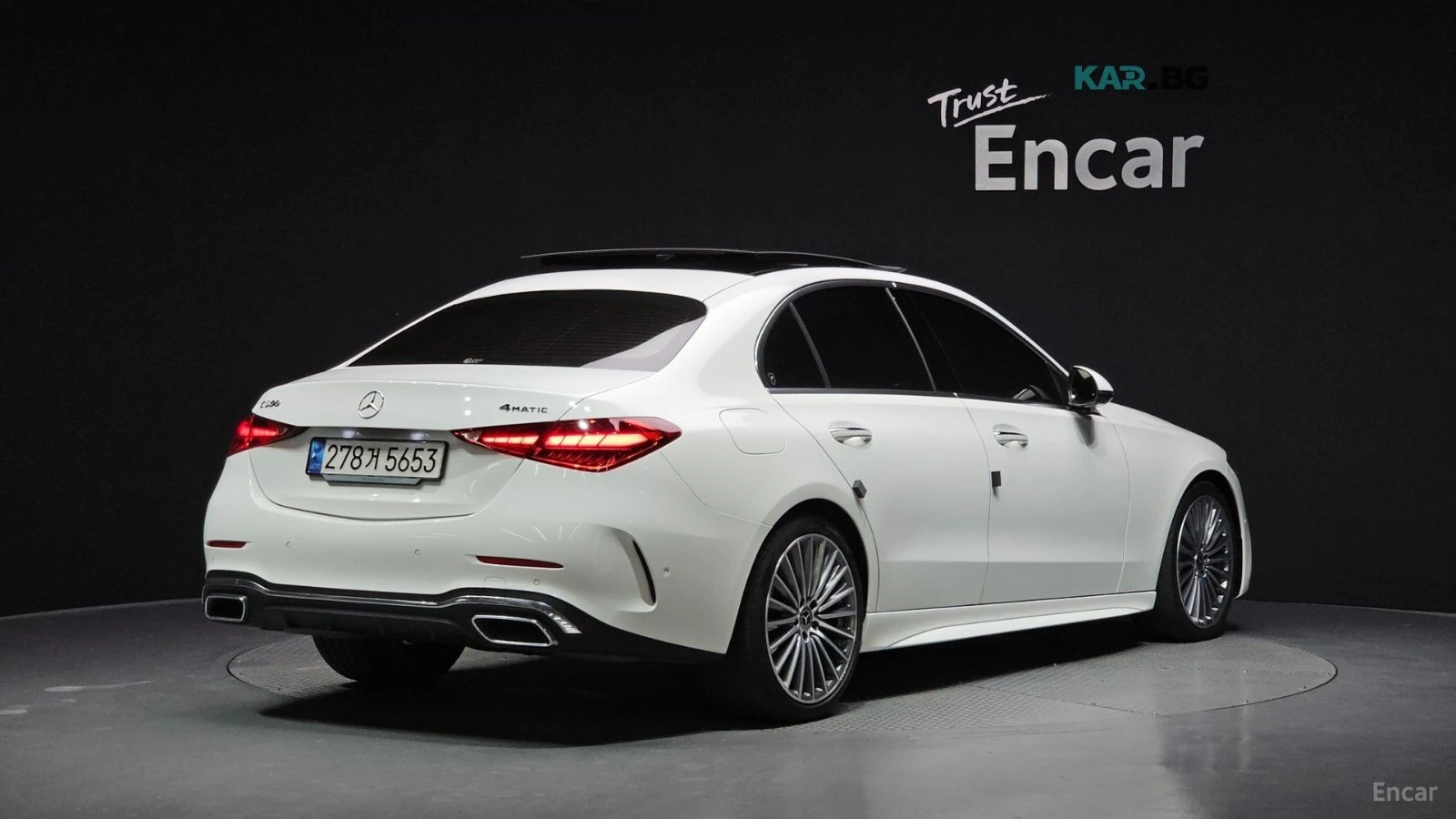 Mercedes-Benz C 300 4MATIC AMG* HUD* 360* КОЖА* НАВИ* ПАНО, снимка 2 - Автомобили и джипове - 56200473