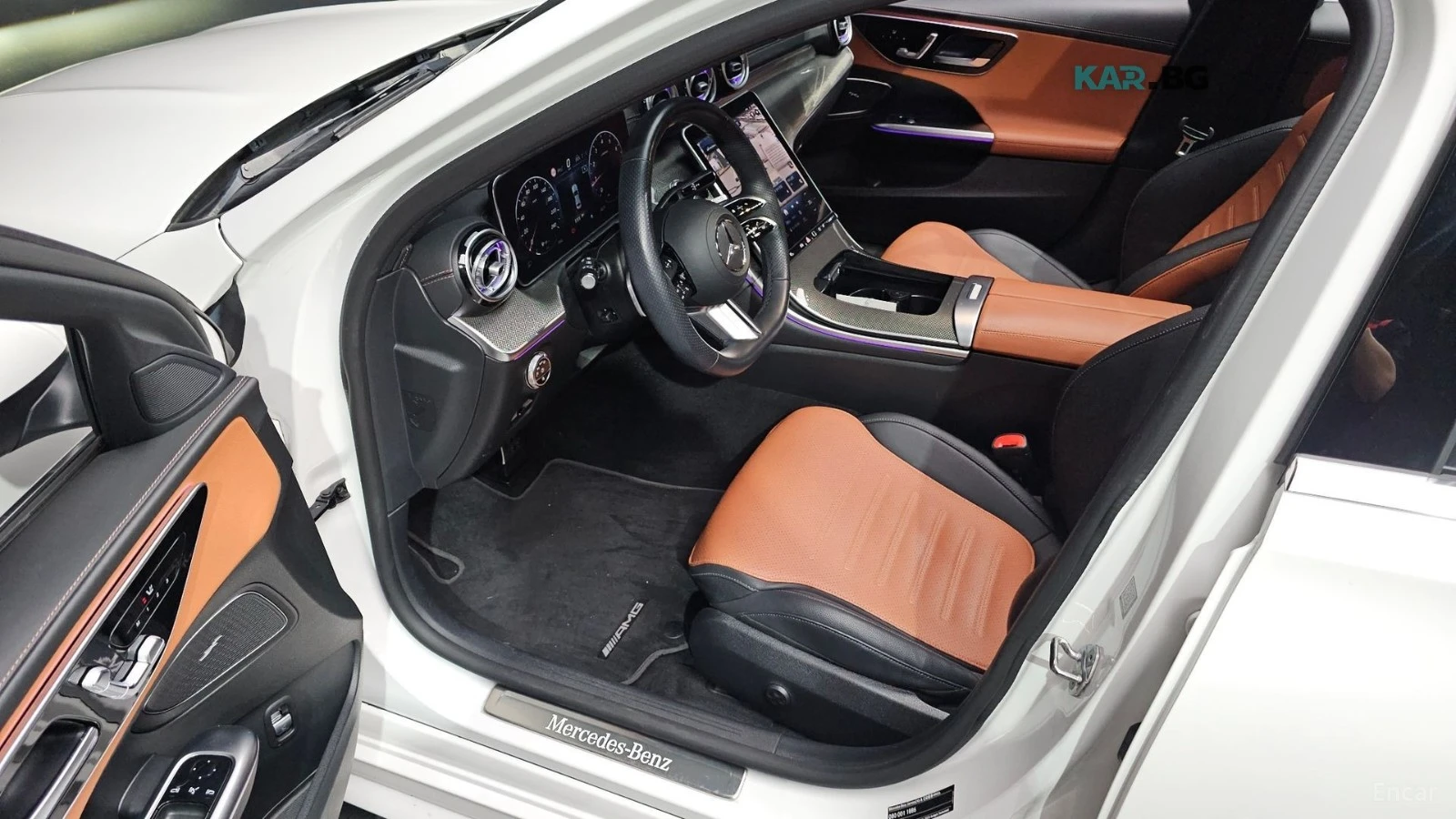 Mercedes-Benz C 300 4MATIC AMG* HUD* 360* КОЖА* НАВИ* ПАНО, снимка 8 - Автомобили и джипове - 56200473