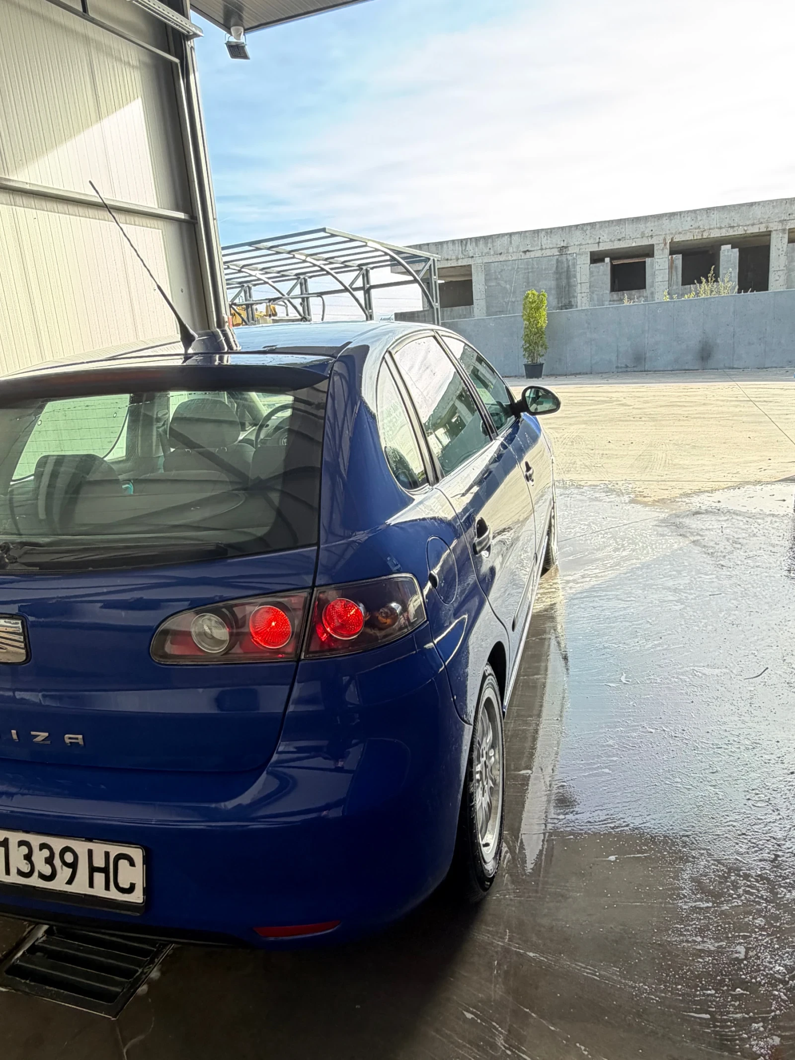 Seat Ibiza, снимка 3 - Автомобили и джипове - 56586131