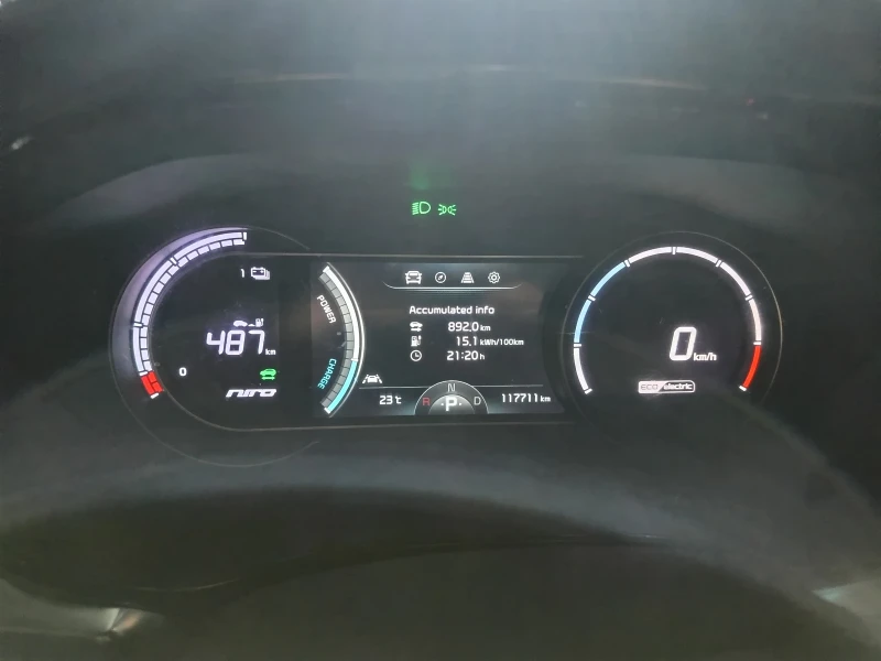 Kia Niro, снимка 6 - Автомобили и джипове - 52281377