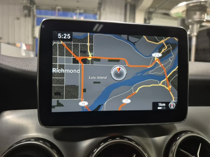 Mercedes-Benz GLA 2016 4MATIC 250  * БЕЗ ПЪРВОНАЧАЛНА ВНОСКА, снимка 10 - Автомобили и джипове - 53000534