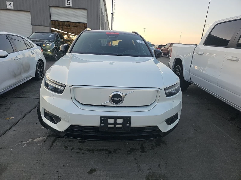 Volvo XC40 Recharge Pure Electric P8, снимка 2 - Автомобили и джипове - 53531110
