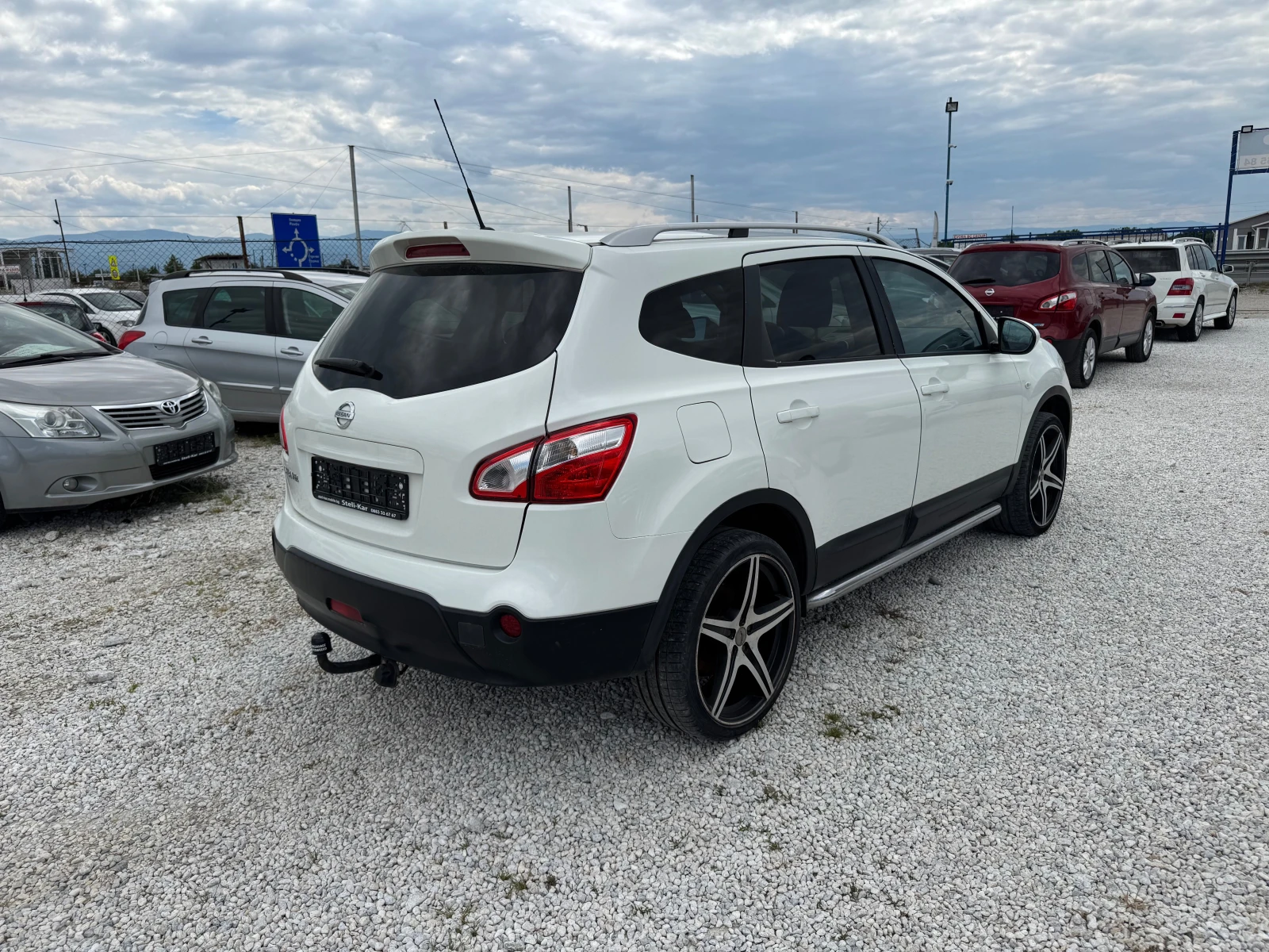 Nissan Qashqai 2.0i-NAVI-KAMERA-PANORAMA - изображение 5