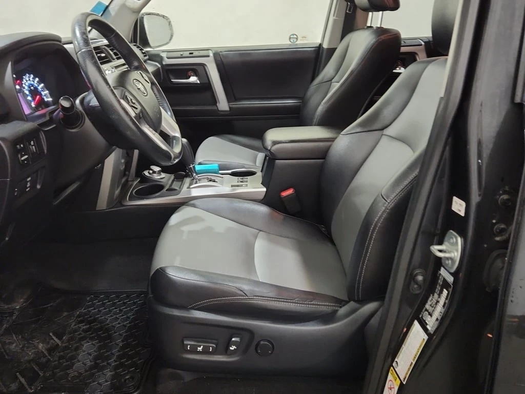 Toyota 4runner * SR5 * CARFAX * БЕЗ ПЪРВОНАЧАЛНА ВНОСКА - изображение 8