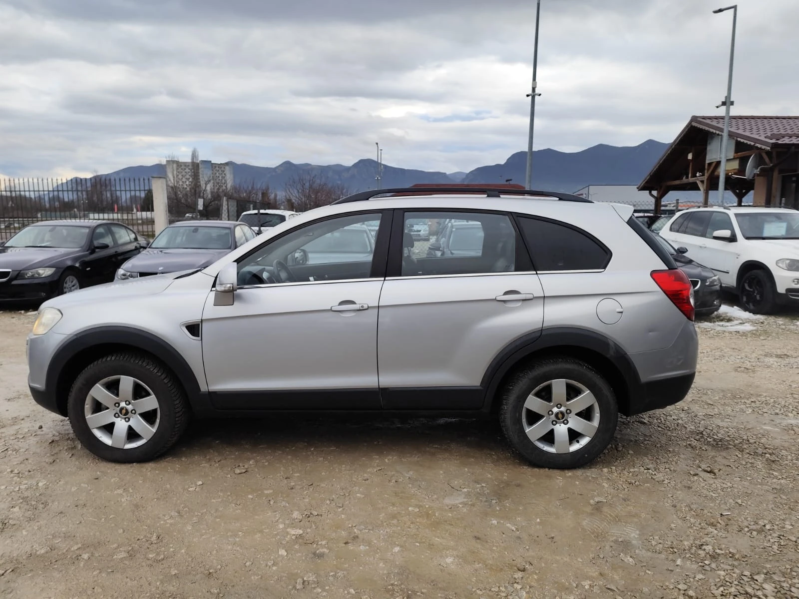 Chevrolet Captiva 2.4 бензин Газ 7 места - изображение 9