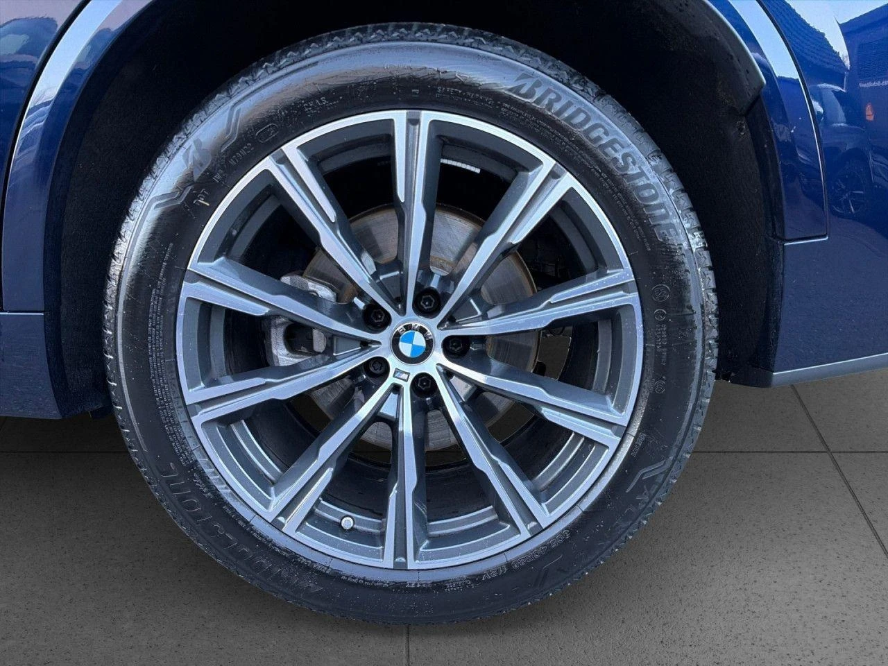 BMW X5 40d/xDrive/FACELIFT/M-SPORT/HEAD UP/H&K/PANO/360/ - изображение 4