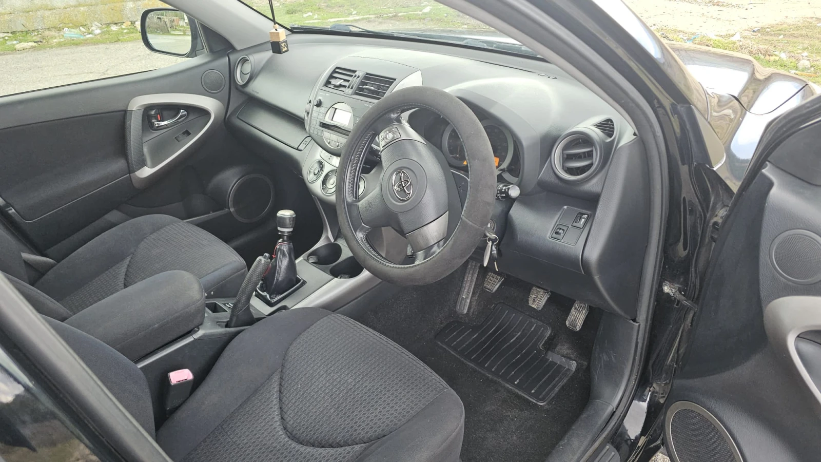 Toyota Rav4 D4D, снимка 10 - Автомобили и джипове - 53949733