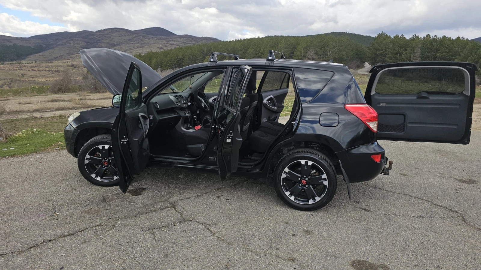 Toyota Rav4 D4D, снимка 4 - Автомобили и джипове - 53949733