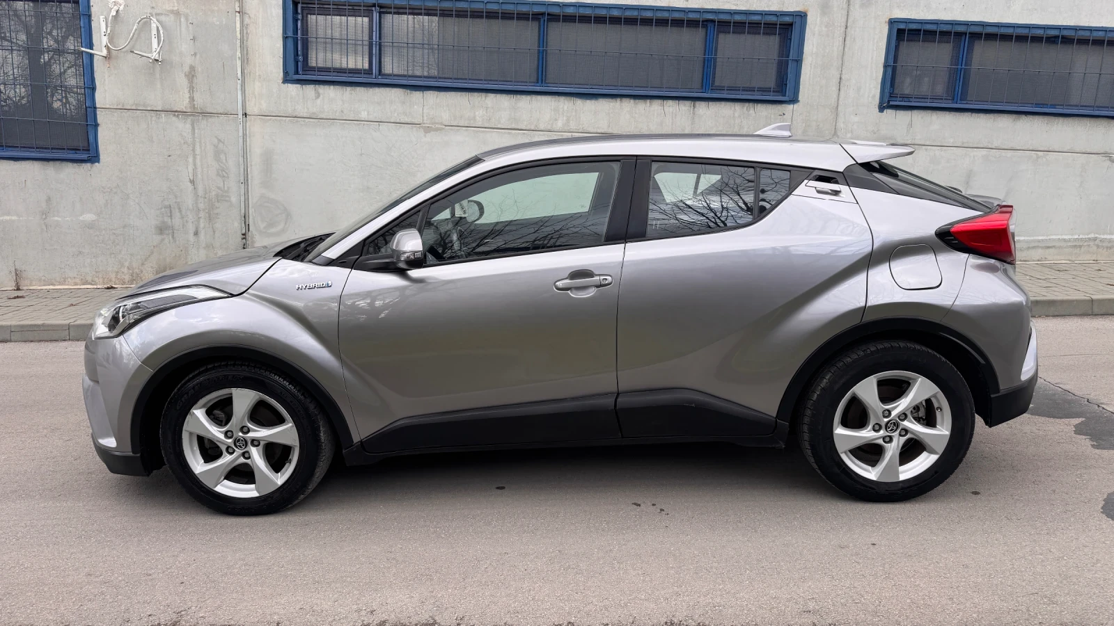 Toyota C-HR, снимка 8 - Автомобили и джипове - 54190827