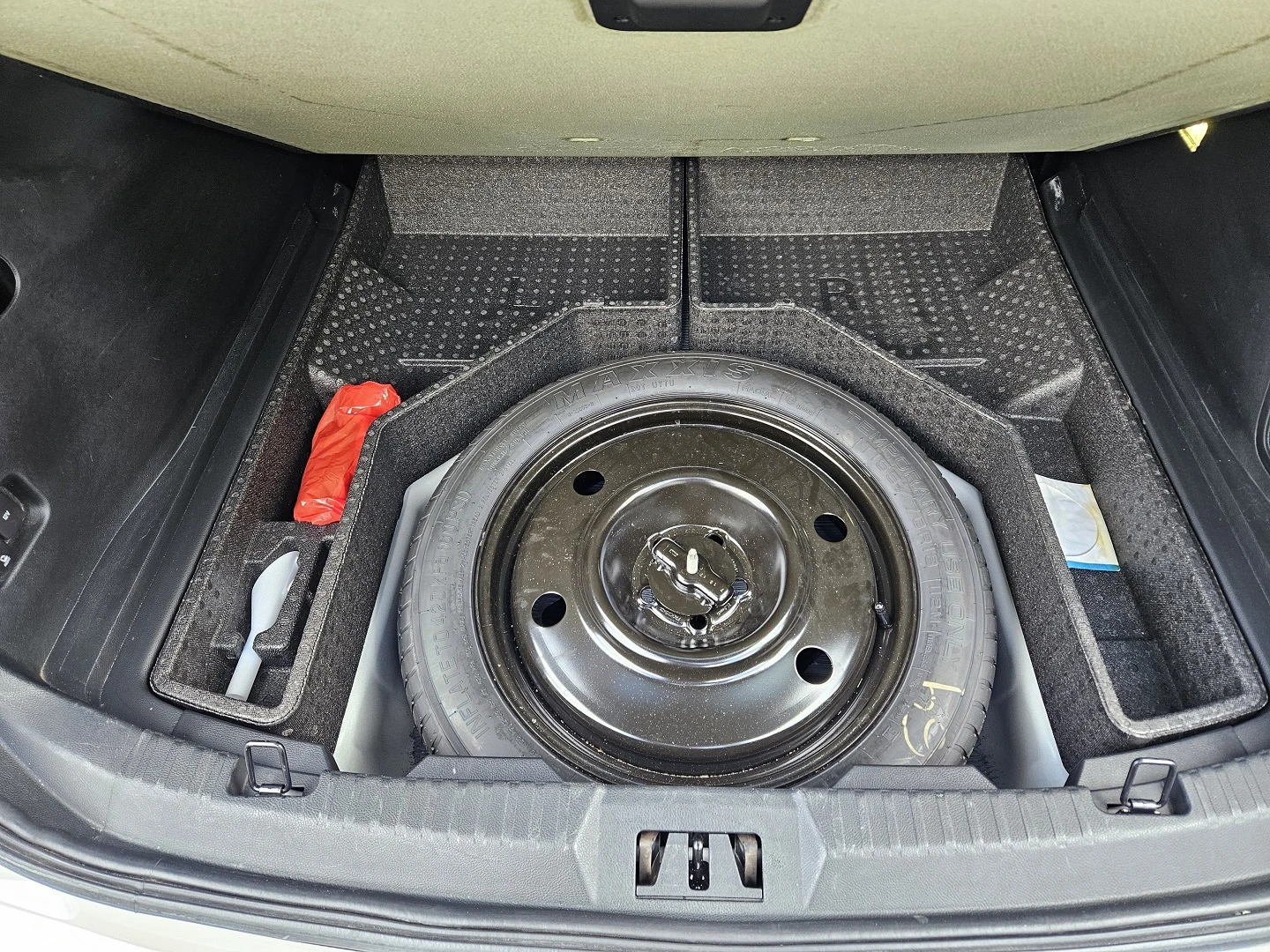 Ford Edge 2.0T AWD Titanium, снимка 13 - Автомобили и джипове - 54266459