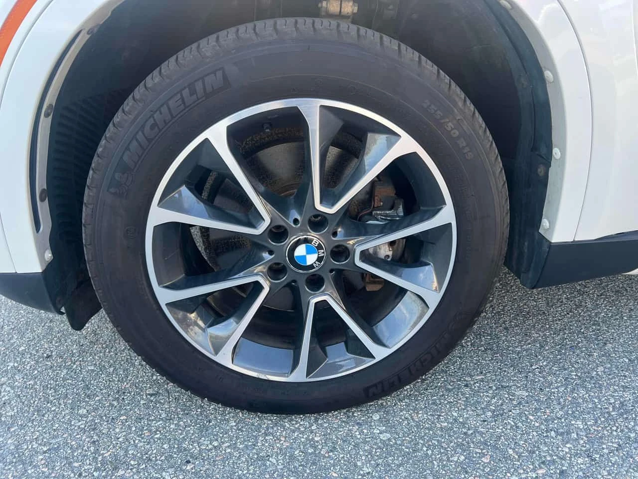 BMW X5 xDrive40e | CARFAX | АВТОКРЕДИТ БЕЗ ПЪРВОНАЧАЛНА , снимка 6 - Автомобили и джипове - 55373691