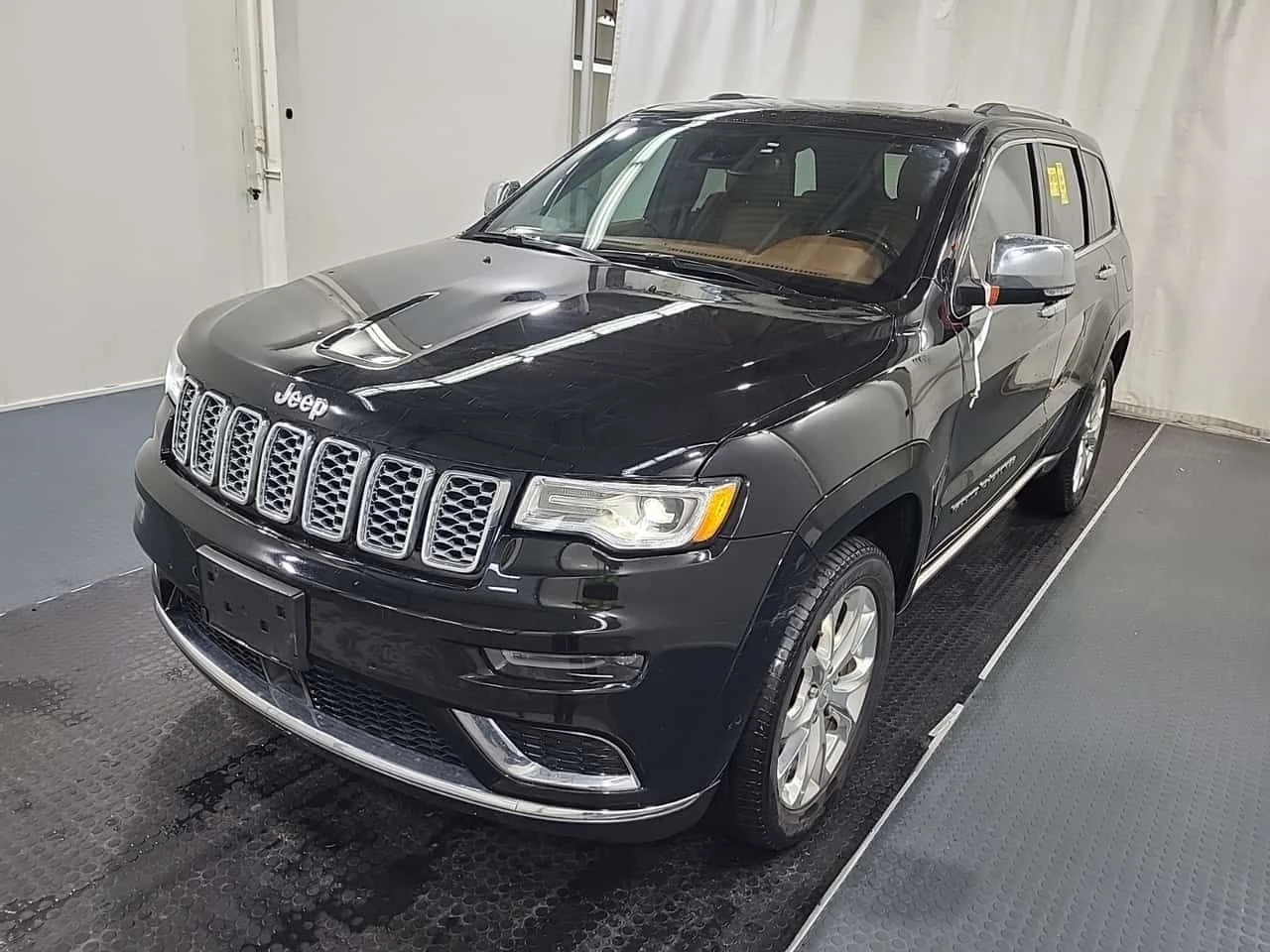 Jeep Grand cherokee  Summit | DISTRONIC | ТЕЛЕВИЗОРИ | ПАНОРАМА | 