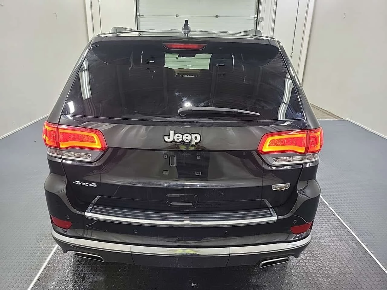 Jeep Grand cherokee  Summit | DISTRONIC | ТЕЛЕВИЗОРИ | ПАНОРАМА | , снимка 4 - Автомобили и джипове - 55398212