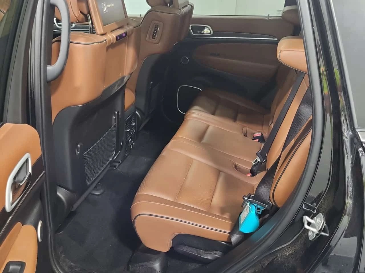 Jeep Grand cherokee  Summit | DISTRONIC | ТЕЛЕВИЗОРИ | ПАНОРАМА | , снимка 3 - Автомобили и джипове - 55398212