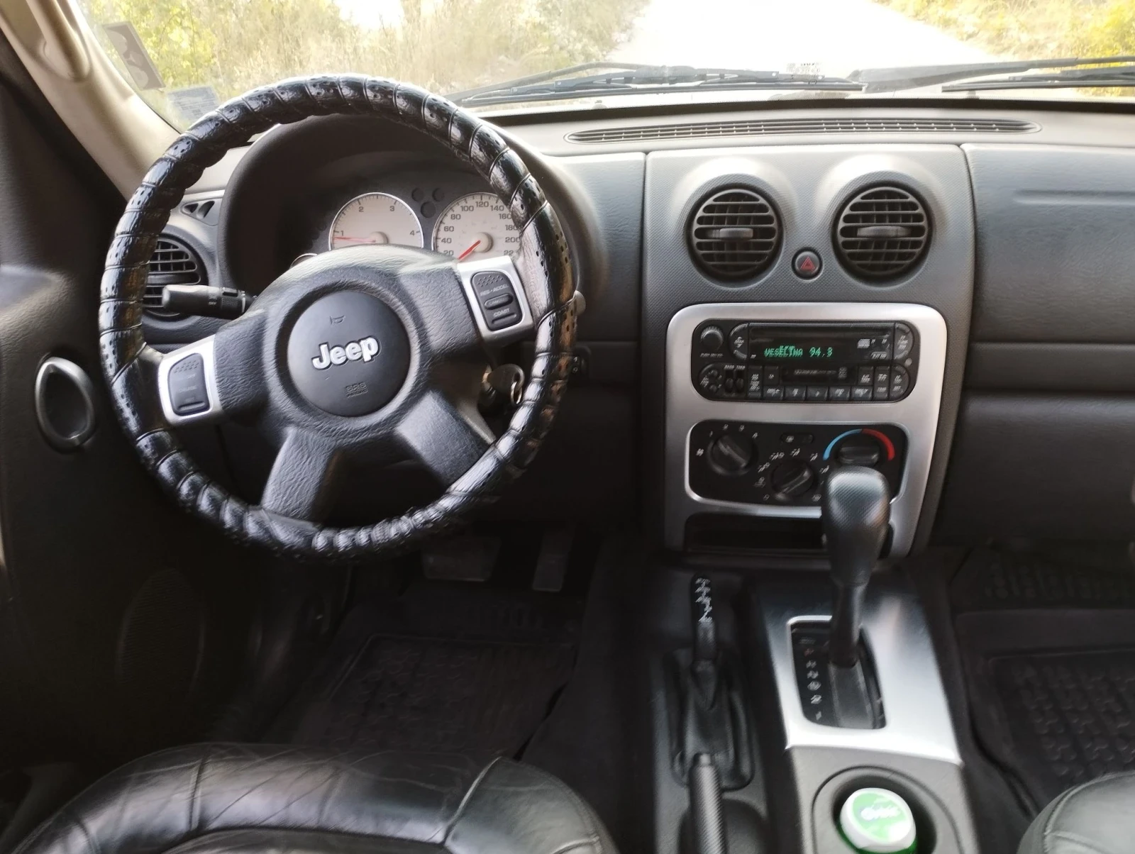 Jeep Cherokee 2.8, снимка 9 - Автомобили и джипове - 56487440