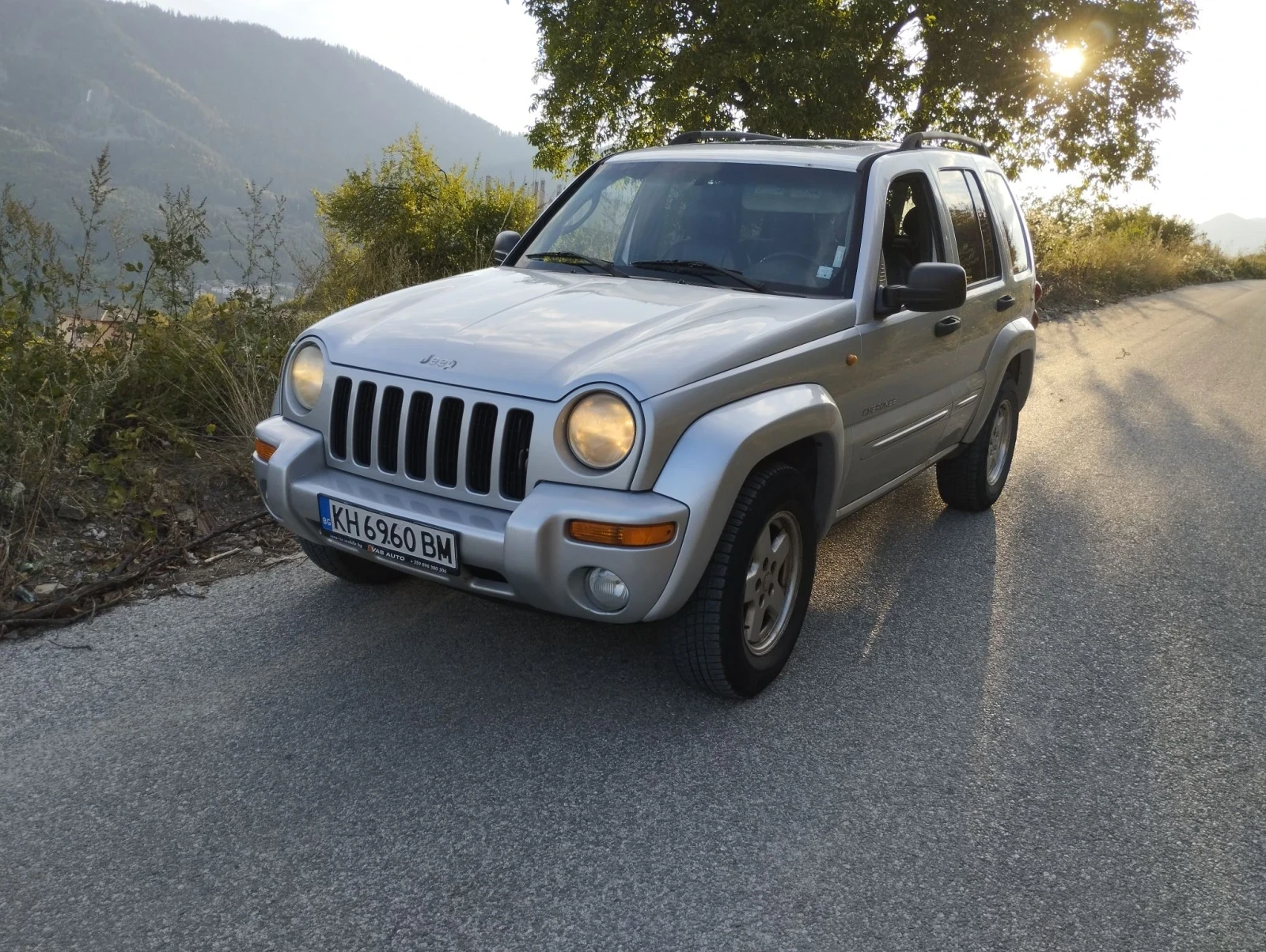 Jeep Cherokee 2.8, снимка 5 - Автомобили и джипове - 56487440