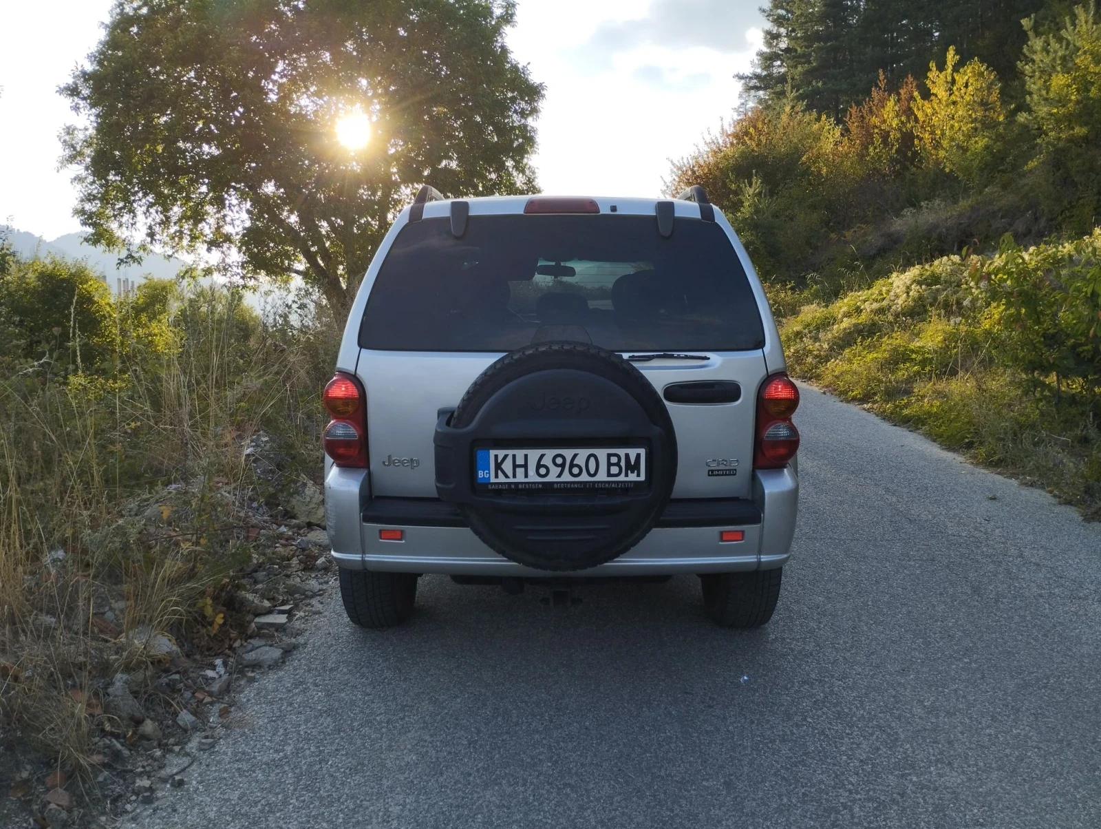 Jeep Cherokee 2.8, снимка 4 - Автомобили и джипове - 56487440