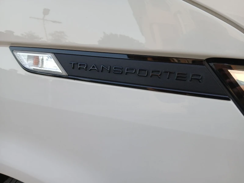 VW Transporter 2.0TDI, снимка 13 - Бусове и автобуси - 52837458