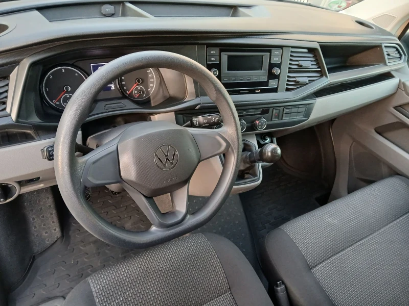 VW Transporter 2.0TDI, снимка 10 - Бусове и автобуси - 52837458