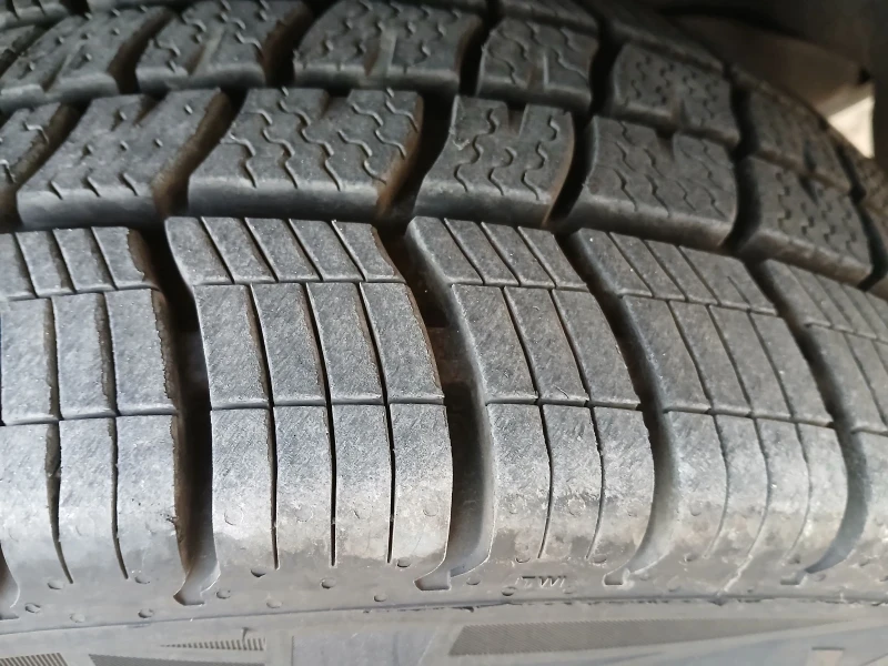 VW Transporter 2.0TDI, снимка 17 - Бусове и автобуси - 52837458