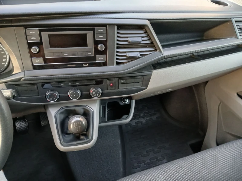 VW Transporter 2.0TDI, снимка 14 - Бусове и автобуси - 52837458