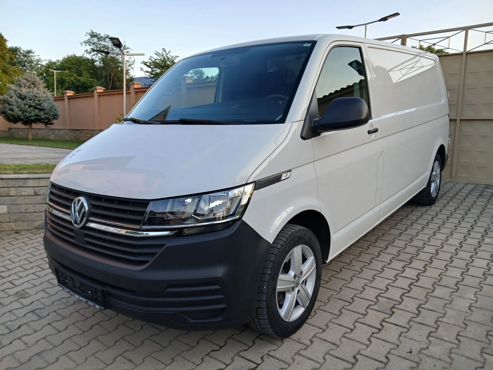 VW Transporter 2.0TDI, снимка 1