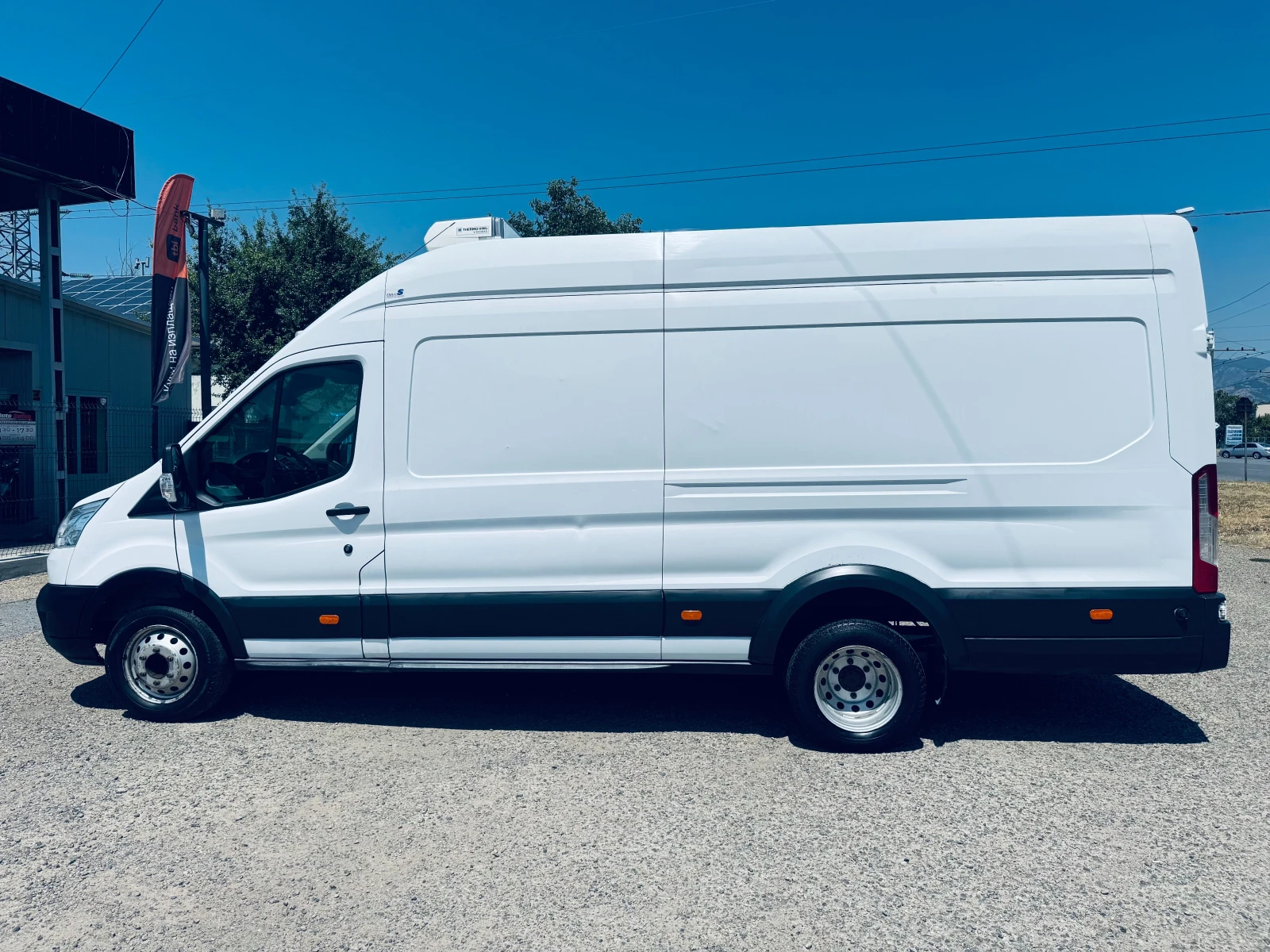 Ford Transit 2.2 TDCi 155 k.c * ХЛАДИЛЕН*  с Б категория  - изображение 4