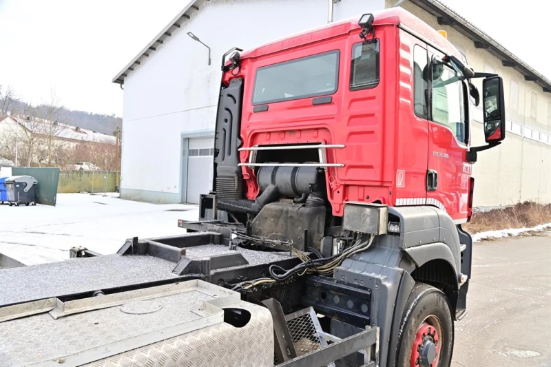 Man Tgs 33.500 6x6HD, снимка 7 - Камиони - 52380455