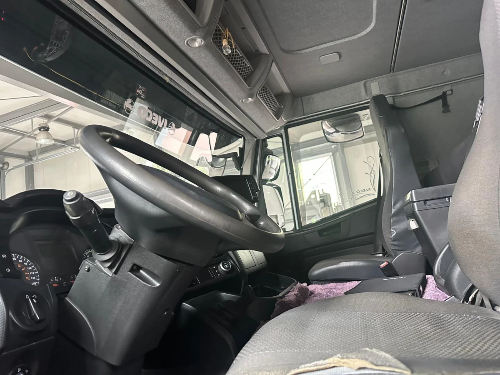 Iveco Trakker 500. EURO 6 8X4 - изображение 10