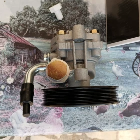 хидравлична помпа за управлнието на Сузуки гранд Витара, бнзин 2004г , снимка 3