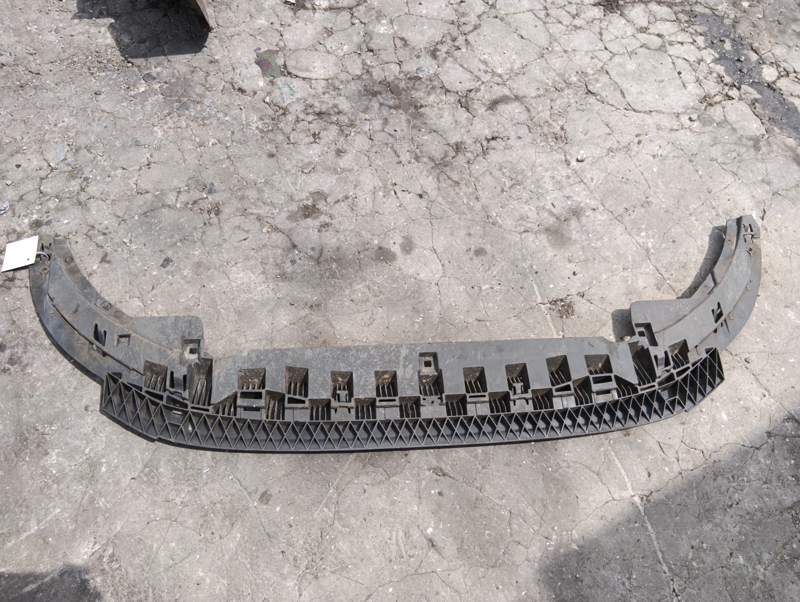 кора под броня предна s-line 8V3807233A Audi A3