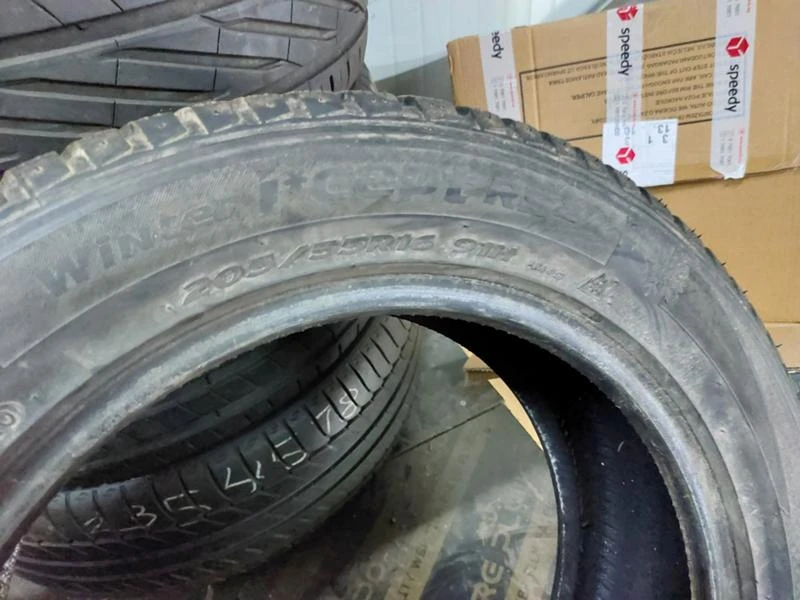 Гуми Зимни 205/55R16, снимка 7 - Гуми и джанти - 37112478