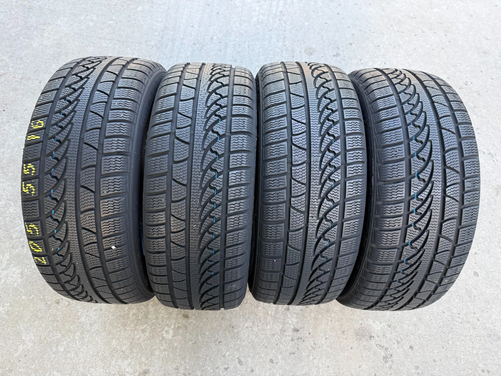 Гуми Зимни 205/55R16