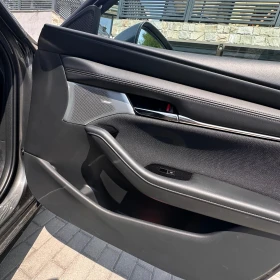 Mazda 3 E-SkyActiv X, снимка 9