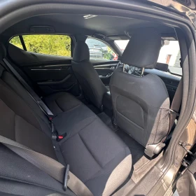 Mazda 3 E-SkyActiv X, снимка 10