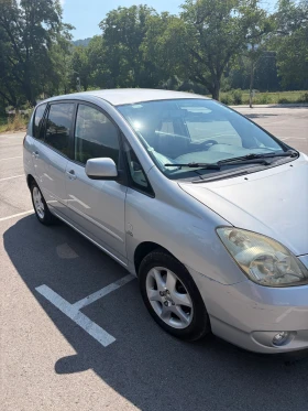 Toyota Corolla verso, снимка 4