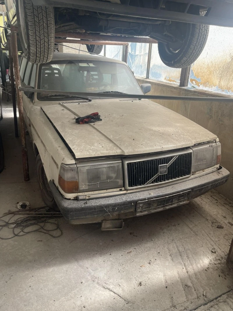 Volvo 240, снимка 2 - Автомобили и джипове - 48483313