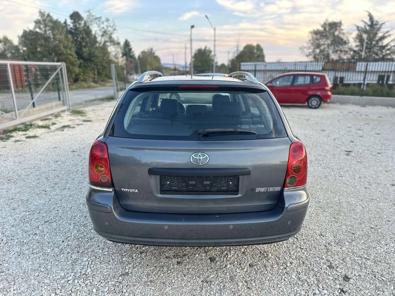 Toyota Avensis 1.8VVTI//129KS//KLIMATRONIK, снимка 4 - Автомобили и джипове - 47629711