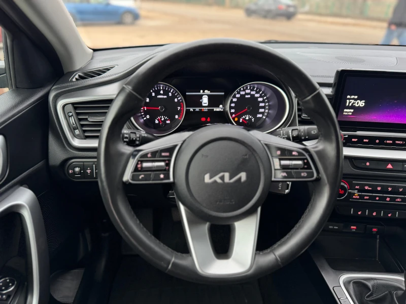 Kia Ceed 1.0TGDI , снимка 12 - Автомобили и джипове - 48589102