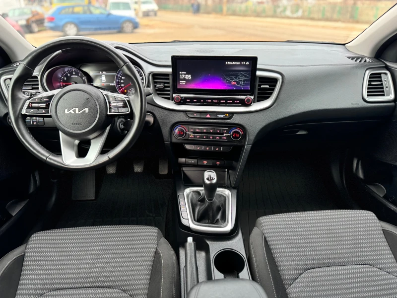 Kia Ceed 1.0TGDI , снимка 11 - Автомобили и джипове - 48589102