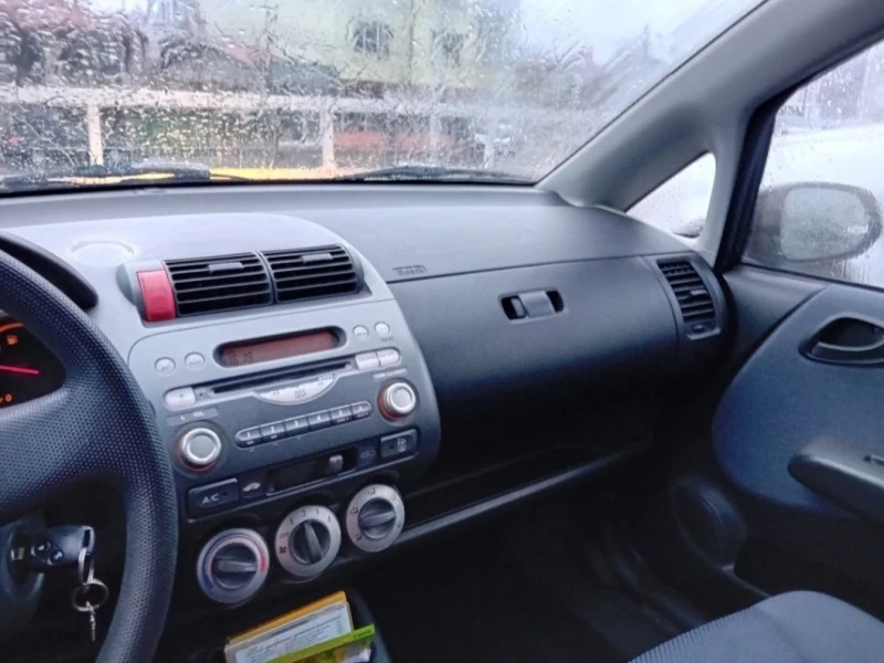 Honda Jazz 1.2, снимка 5 - Автомобили и джипове - 48675325