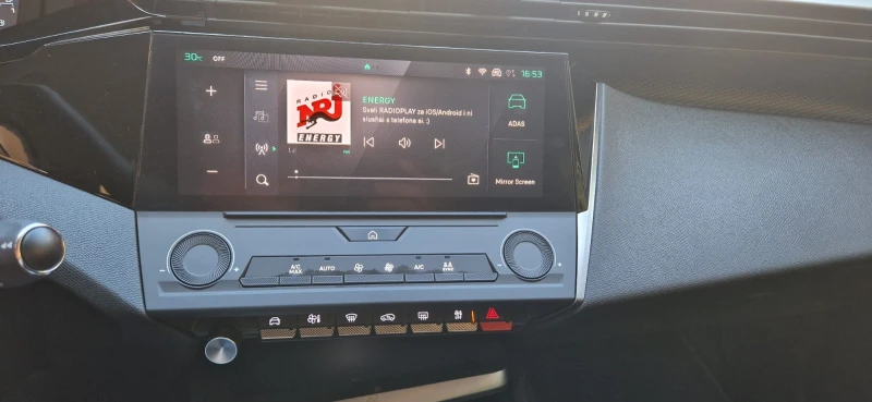 Peugeot 308 1.2PureTech, снимка 10 - Автомобили и джипове - 52448549