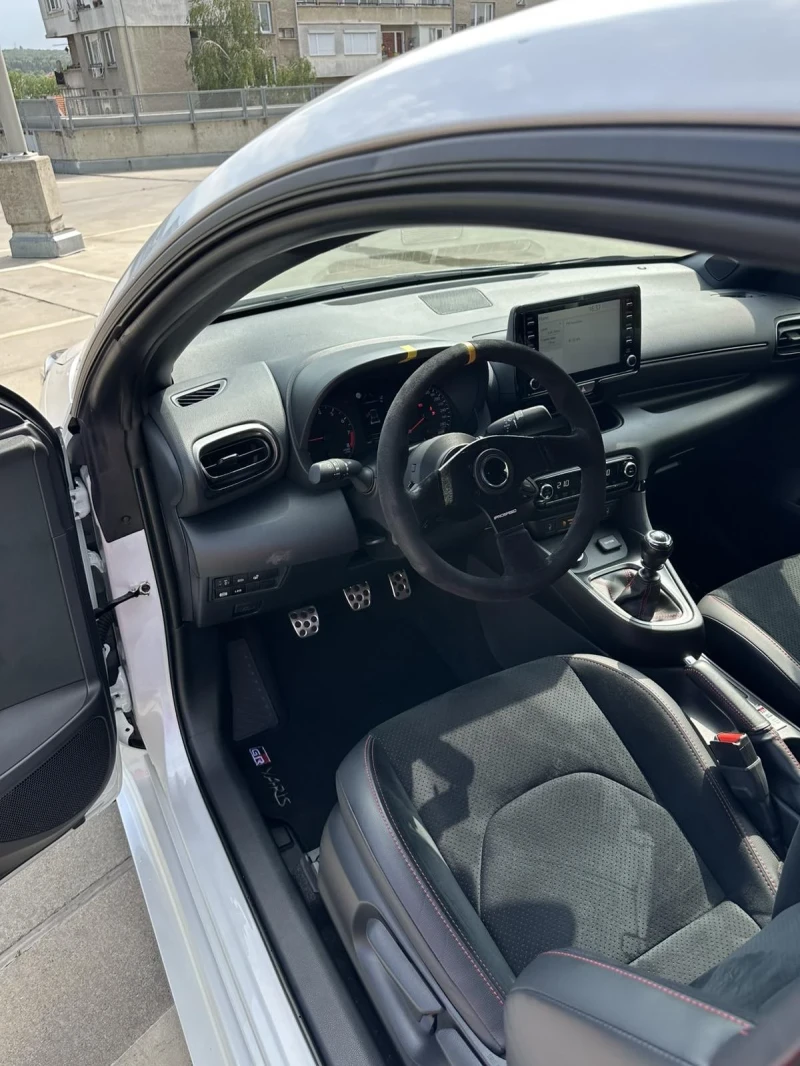 Toyota Yaris GR, снимка 7 - Автомобили и джипове - 52703645